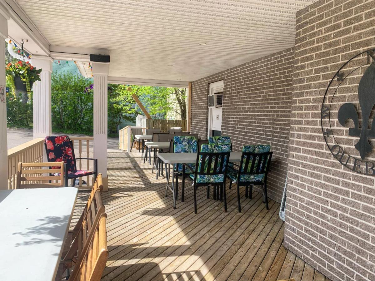 Harbourview Inn And Suites Sydney Bagian luar foto