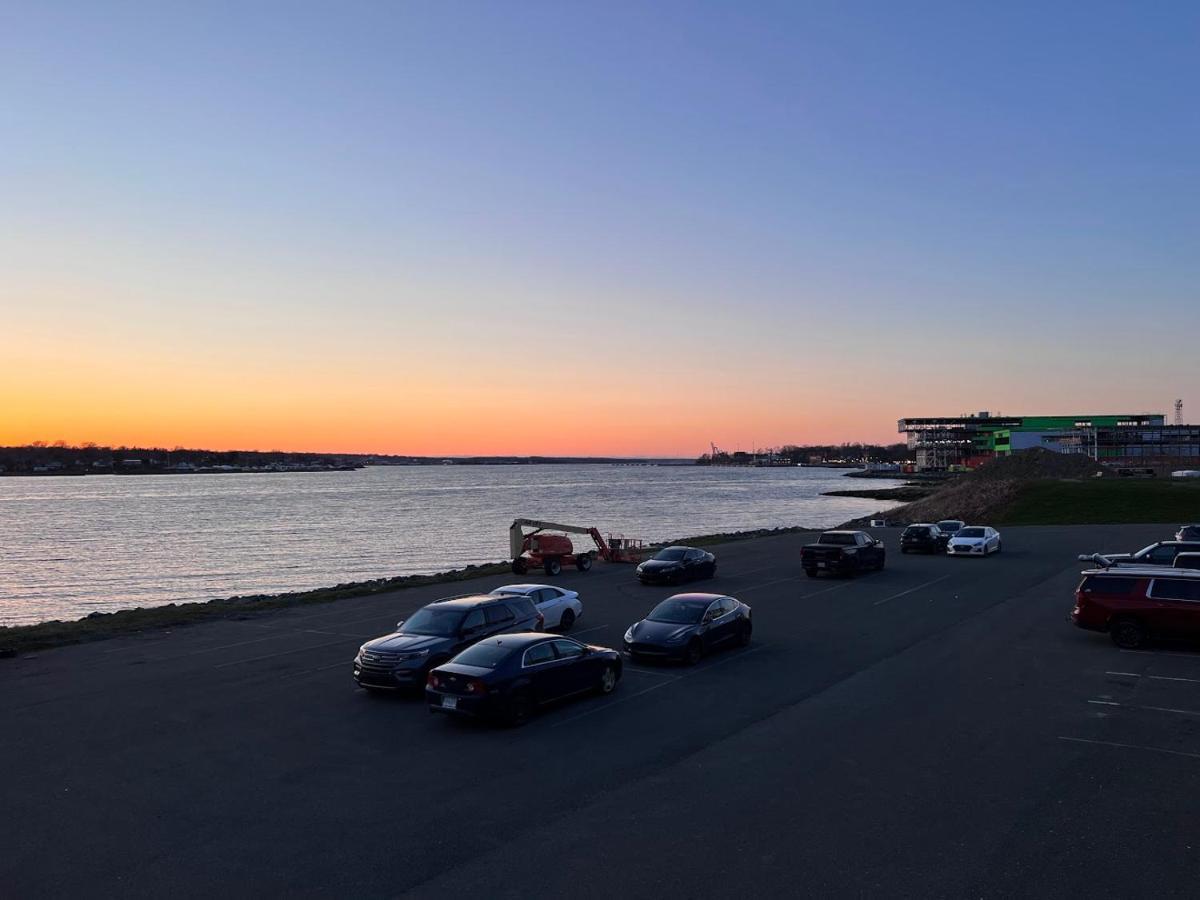 Harbourview Inn And Suites Sydney Bagian luar foto