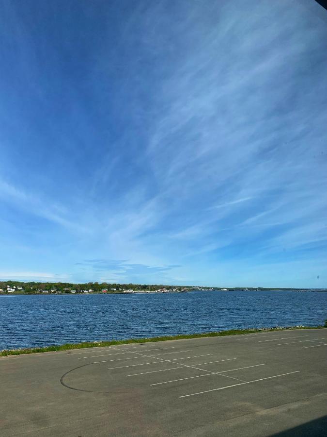 Harbourview Inn And Suites Sydney Bagian luar foto