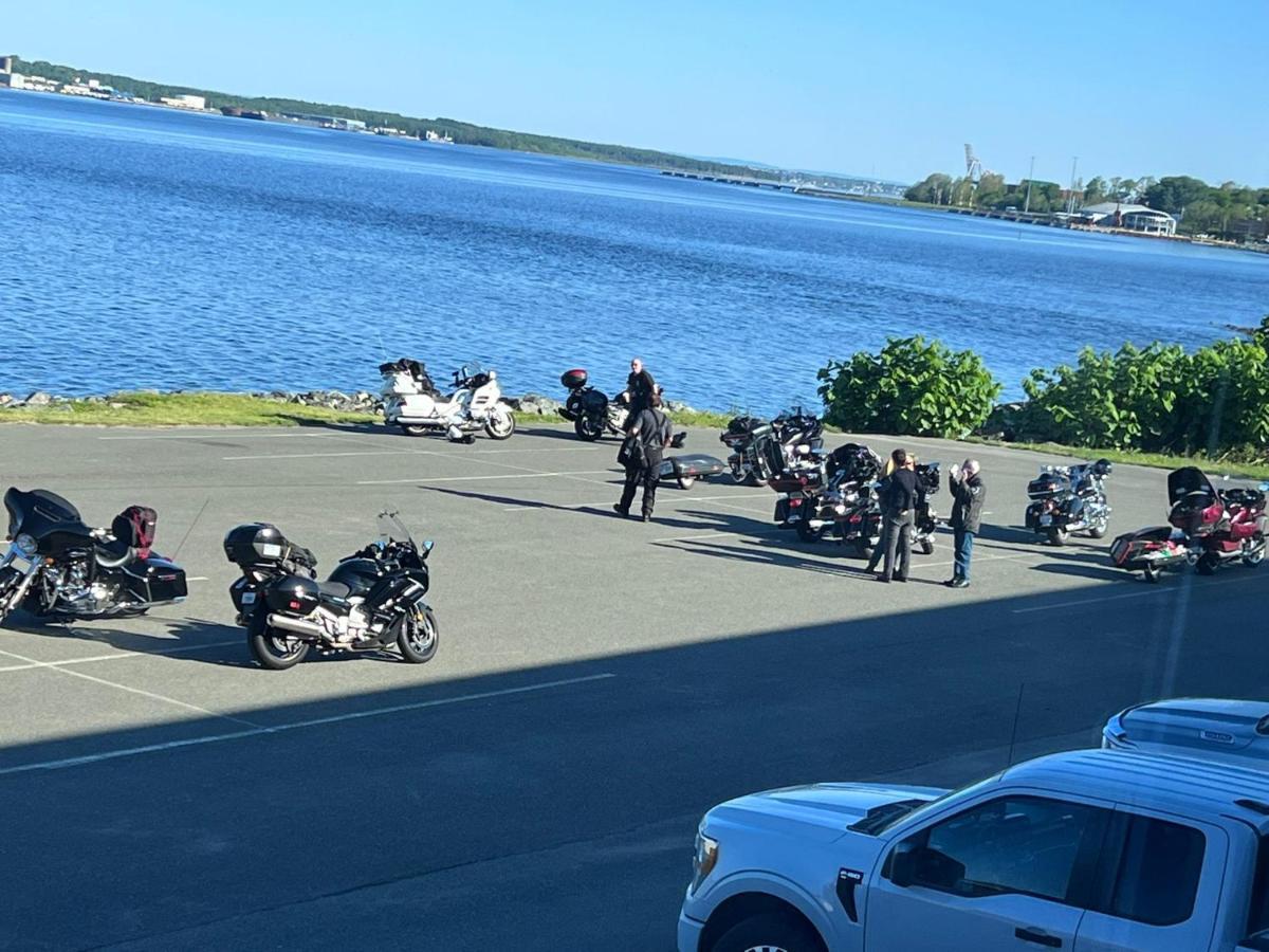 Harbourview Inn And Suites Sydney Bagian luar foto